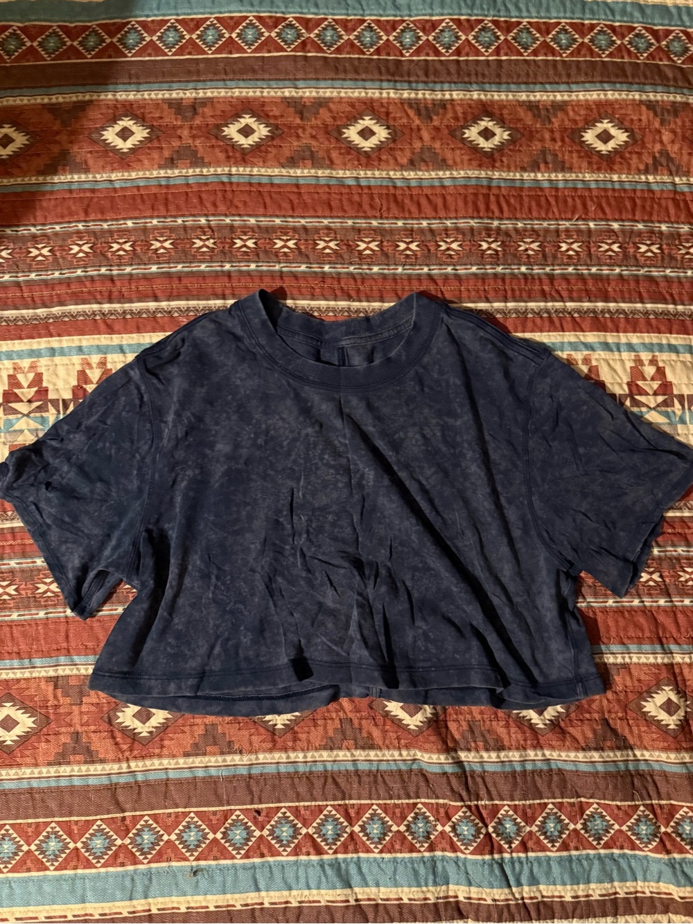 Lululemon Washed Navy Cropped Tee - Casual Crew Neck Crop Top small